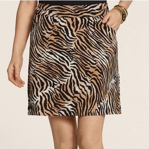 CHICO’S Zynergy Golf Size 0.5 (S/6) Leopard Print Skort Reversible Outfit - Picture 2 of 15
